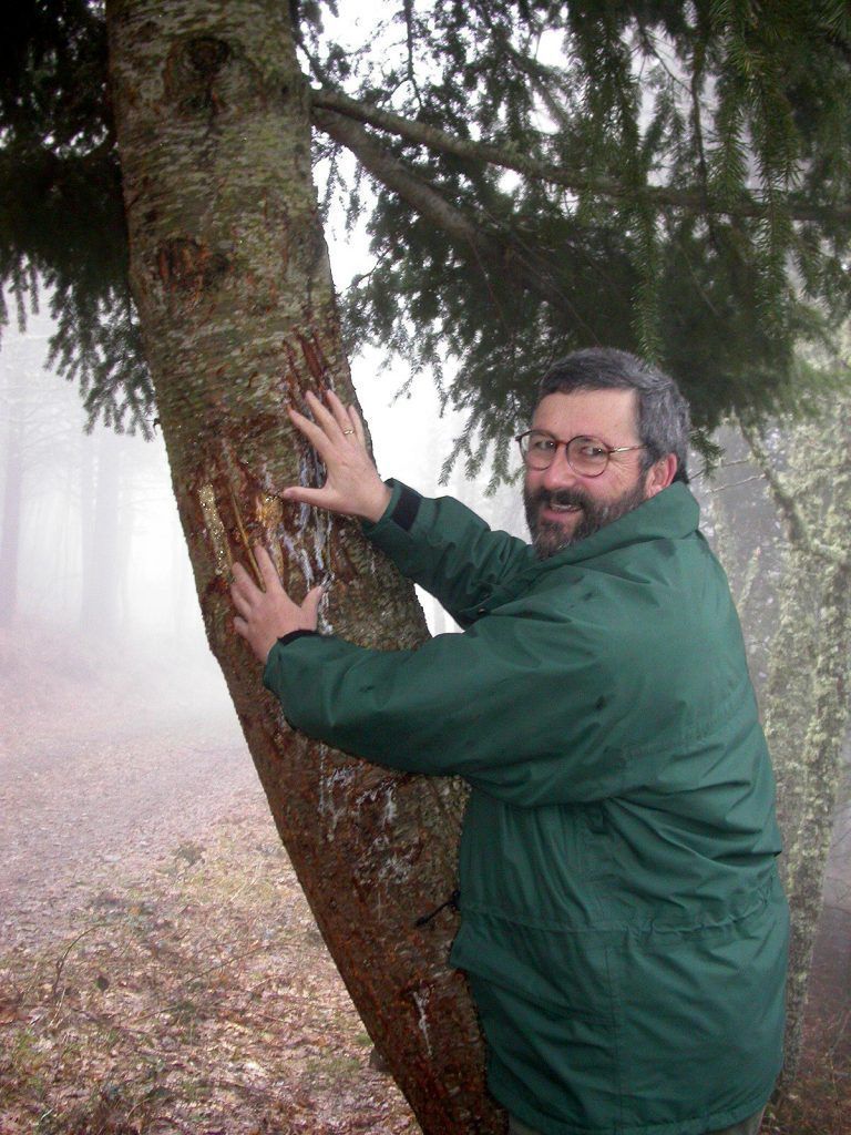 Carlos Nores, Doctor en Biología. Vicepresidente.